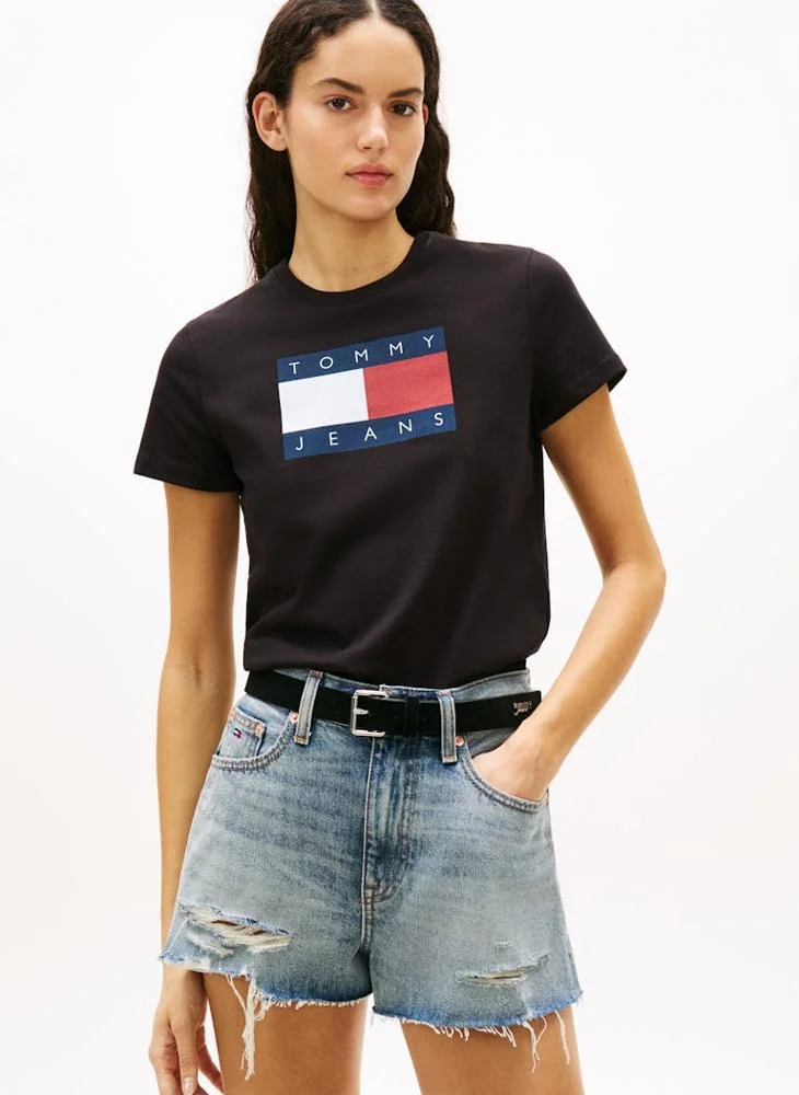TOMMY JEANS Logo Crew Neck T-Shirt